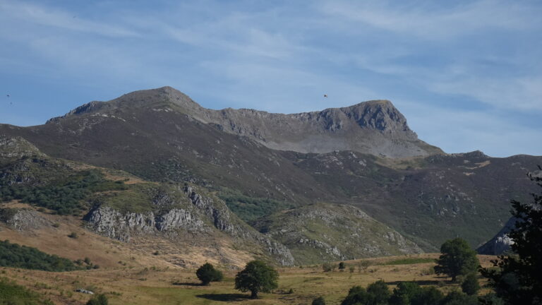 Montaña Riaño y Mampodre Ruta “A”: Circular La Uña.